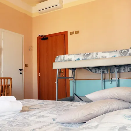 Barca D'oro ベラーリア・イジェア・マリーナ