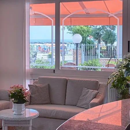 Barca D'oro ベラーリア・イジェア・マリーナ