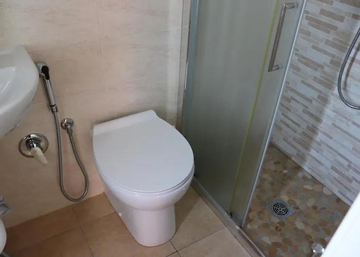 Barca D'oro بيلاريا-إيجيا مارينا